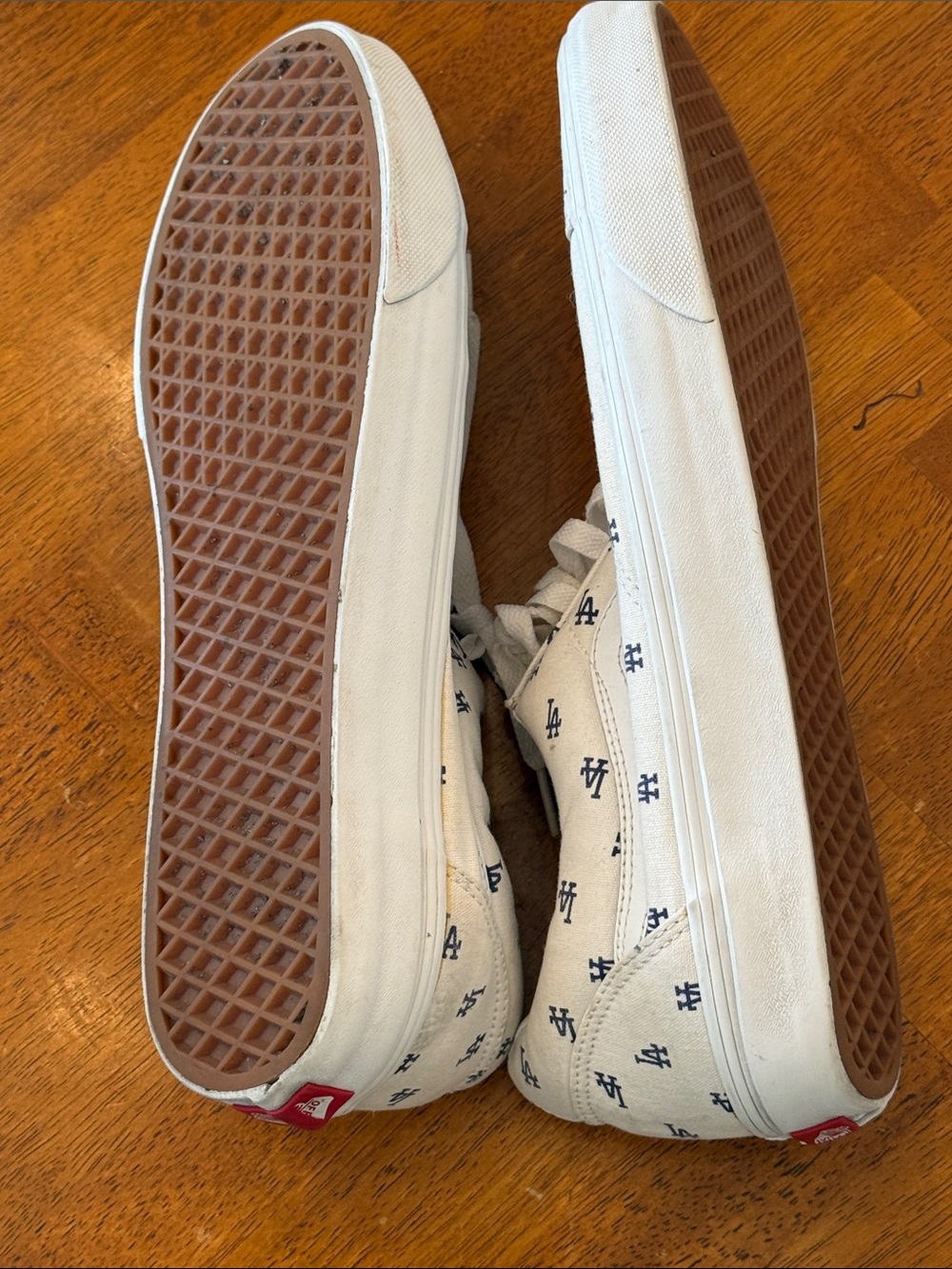 Vans White Canvas Sneakers with Navy Logo Print Los Angeles Dodgers size 14